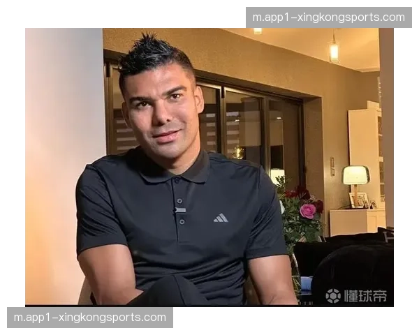 巴西队演练卡塞米罗后插上头球,安切洛蒂利用中场高度优势 巴西队演练卡塞米罗后插上头球,安切洛蒂利用中场高度优势